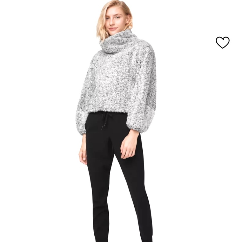 Lululemon Warm Restore Pullover Sherpa - Heathered White